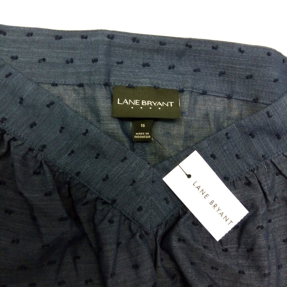Lane Bryant V-Neck Top NWOT - Picture 4 of 7